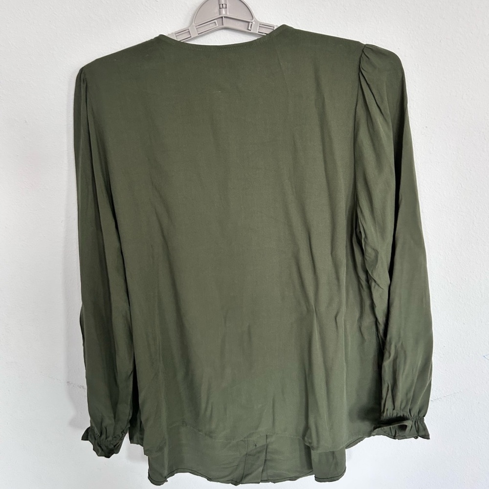 ❤️5 For $20❤️ Time & Tru Women’s Maternity Army Green Top
NWT
Size M - Picture 6 of 6